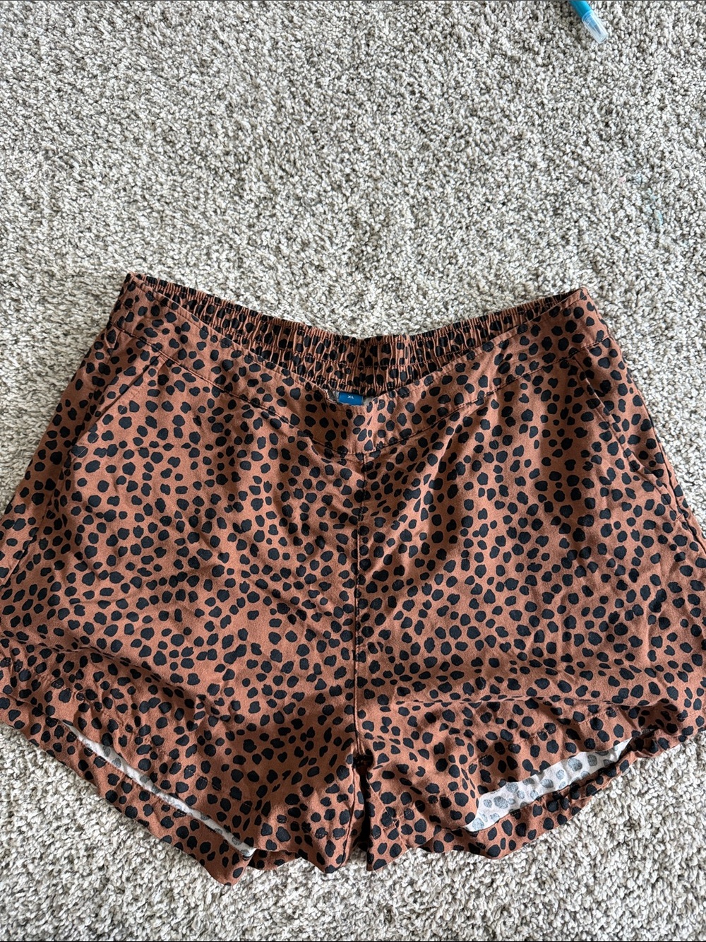 Old Navy XL Animal Print Casual Shorts — Rust & Black